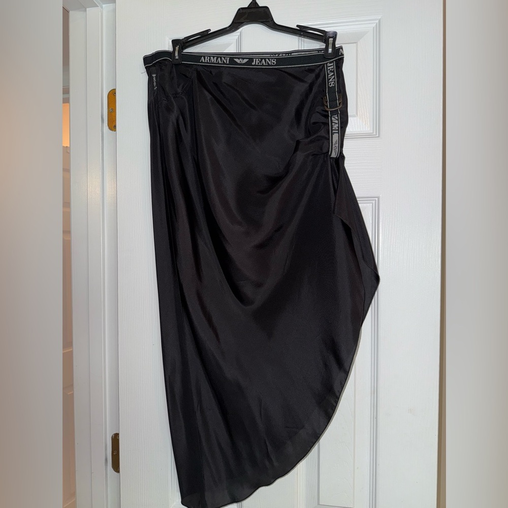 Armani Jeans Black Women's 100% silk Skirt Italy 6